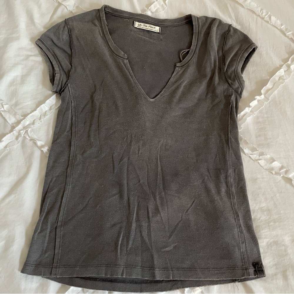 We The Free Charcoal V-Neck Short Sleeve Tee